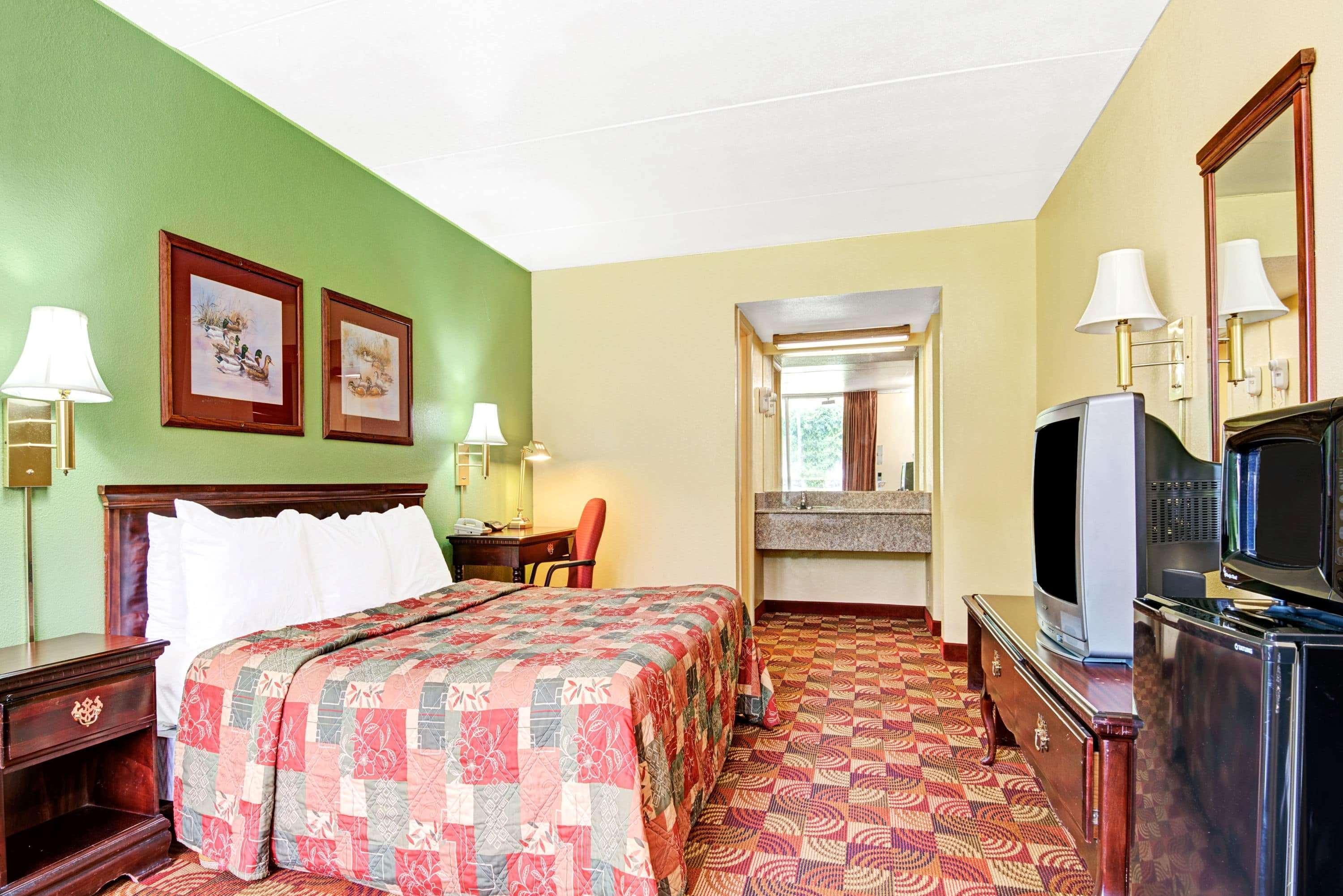 Super 8 By Wyndham Nashville Near Downtown / I-40 Extérieur photo